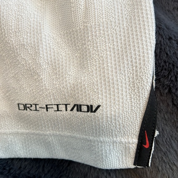 Tiger Woods Collection Nike Dri-Fit ADV President’s Cup logo. Size Mens XXL. - Picture 7 of 8